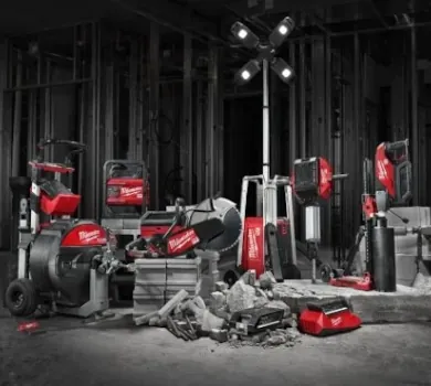 Il sistema a batteria MX FUEL di MILWAUKEE rivoluziona il mercato delle attrezzature leggere
